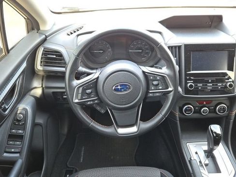 Used 2023 Subaru Crosstrek 2.0i Premium AWD/4WD image 3