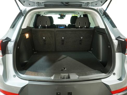Used 2024 Chevrolet TrailBlazer LT w/ LT Cold Weather Package FWD image 6