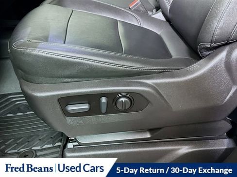 Used 2022 Chevrolet Silverado 1500 LT image 20