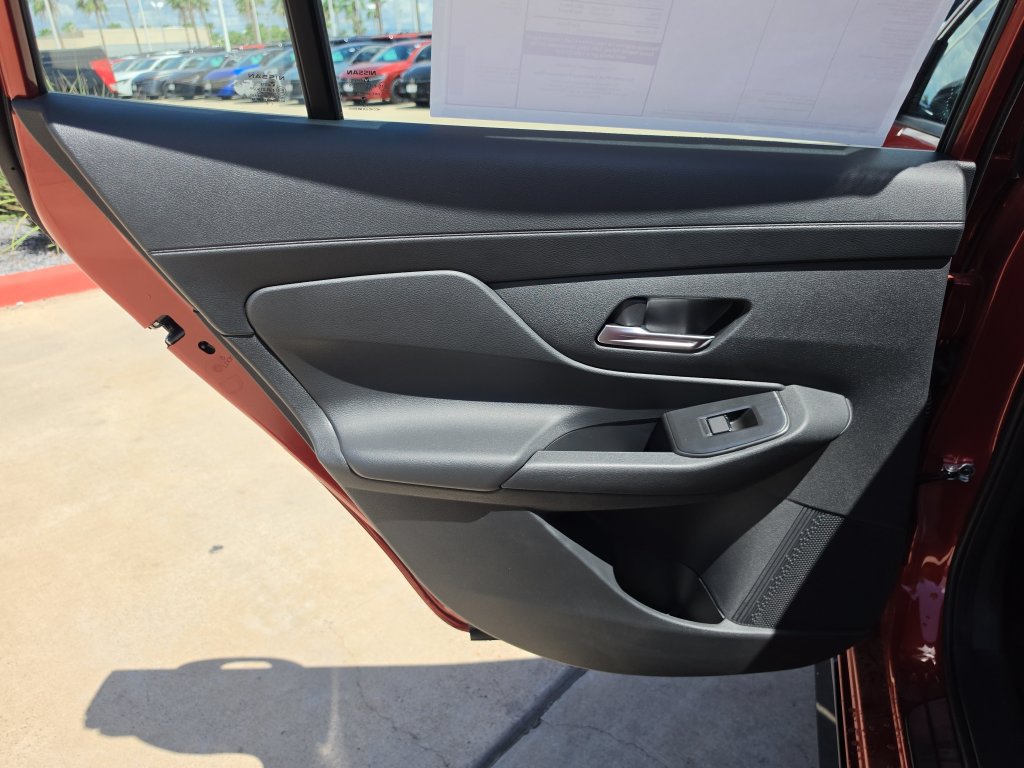 New 2027 Nissan Sentra SR w/ Floor Mat Package FWD image 38