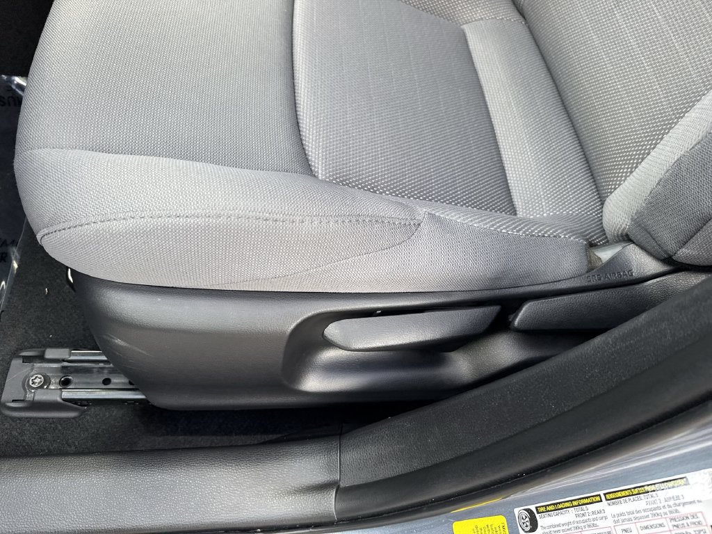 Used 2024 Toyota Corolla SE FWD image 40