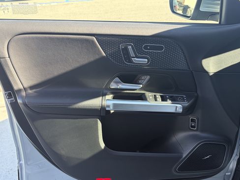 Certified 2025 Mercedes-Benz GLB 250 4MATIC image 14