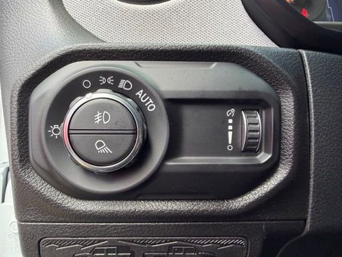 New 2026 Jeep Gladiator Sport image 18