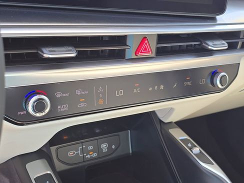 New 2026 Kia Sorento S AWD/4WD image 24