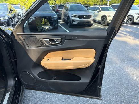 Used 2021 Volvo XC60 T5 Inscription w/ Advanced Package FWD image 22