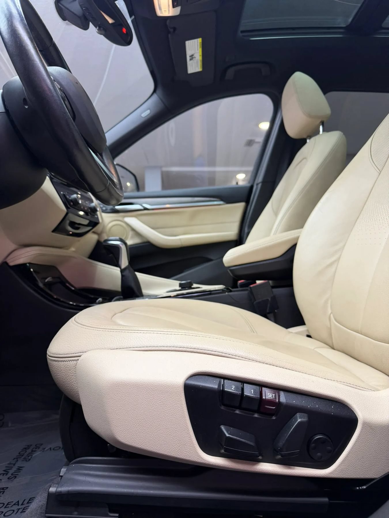 Used 2016 BMW X1 xDrive28i AWD/4WD image 11