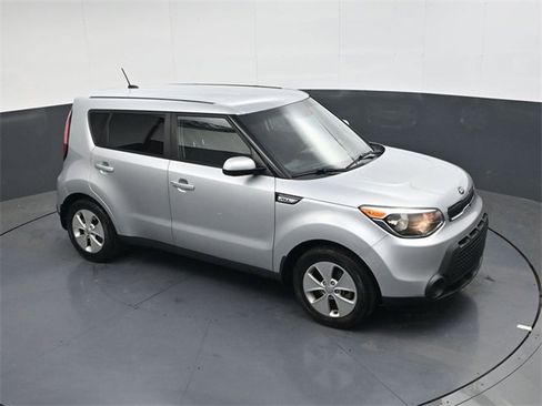 Used 2016 Kia Soul image 17