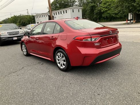 Used 2021 Toyota Corolla LE FWD image 7