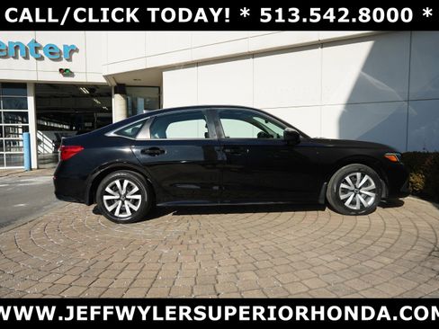 Used 2024 Honda Civic LX image 2