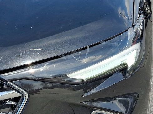 Used 2023 Buick Envision Avenir image 9