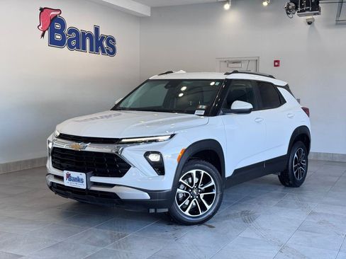 Certified 2024 Chevrolet TrailBlazer LT image 2