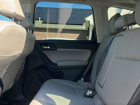 Used 2018 Subaru Forester 2.5i Limited AWD/4WD image 22