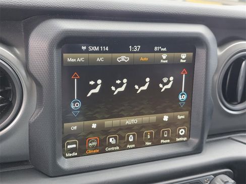 Used 2023 Jeep Gladiator Willys image 17