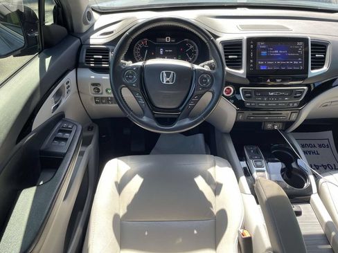 Used 2018 Honda Pilot Touring image 15