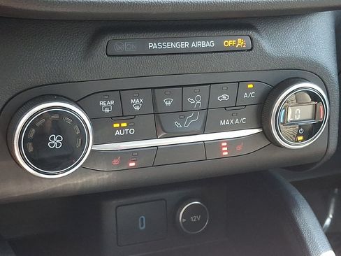 Used 2020 Ford Escape SE AWD/4WD image 16