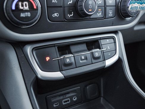 Used 2022 GMC Terrain SLT AWD/4WD image 19