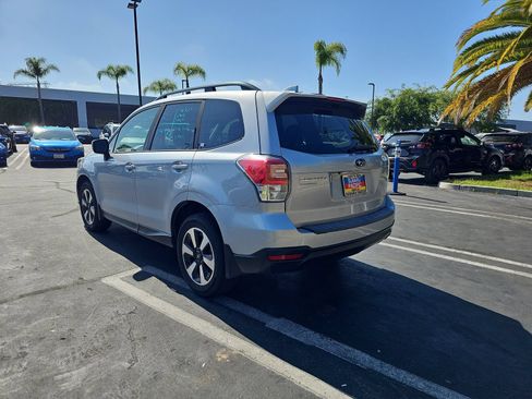 Used 2018 Subaru Forester 2.5i Premium AWD/4WD image 5