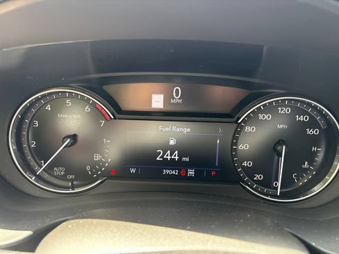 Used 2019 Cadillac XT4 Sport w/ Cold Weather Package AWD/4WD image 19