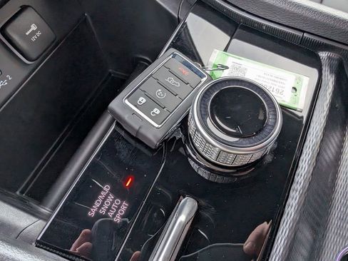 New 2026 Jeep Grand Cherokee Limited w/ Limited Altitude Package image 27