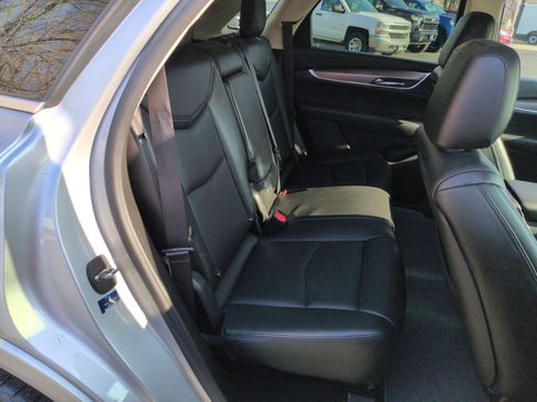 Used 2018 Cadillac XT5 Premium Luxury image 19