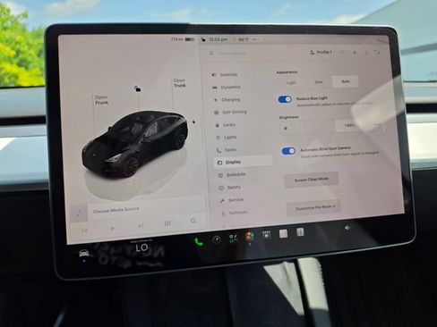 Used 2023 Tesla Model Y Long Range AWD/4WD image 46