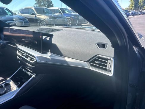 Used 2024 BMW i4 eDrive40 w/ Premium Package RWD image 26