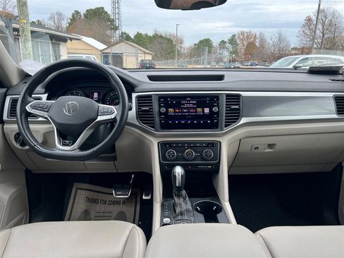 Used 2021 Volkswagen Atlas SE image 27