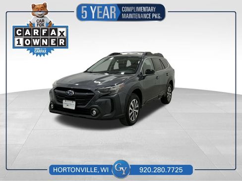 Used 2024 Subaru Outback Premium image 1