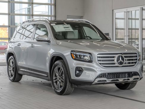 New 2026 Mercedes-Benz GLB 250 4MATIC image 21