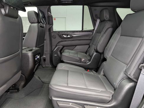 Used 2024 GMC Yukon Denali w/ Advanced Technology Package image 26