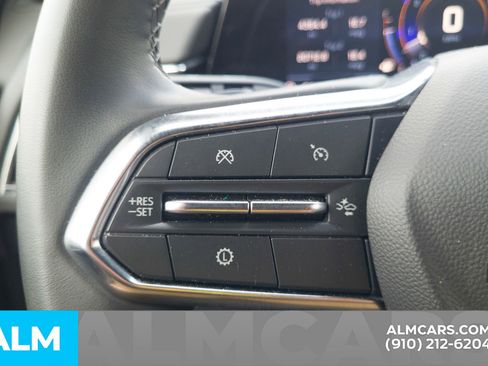 Used 2025 Chevrolet Tahoe LT AWD/4WD image 31