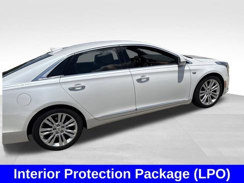 Used 2019 Cadillac XTS Luxury w/ Driver Awareness Package AWD/4WD image 9