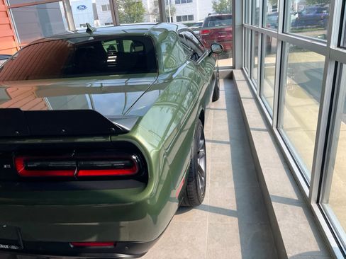 Used 2021 Dodge Challenger R/T Scat Pack RWD image 16