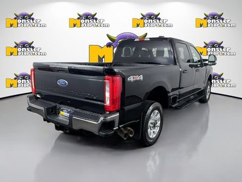 Used 2024 Ford F250 XLT AWD/4WD image 5