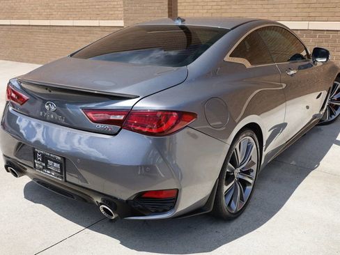 Used 2022 INFINITI Q60 Red Sport 400 w/ Carbon Fiber Package image 10