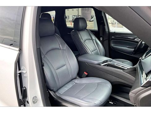 Used 2022 Buick Enclave Premium image 8