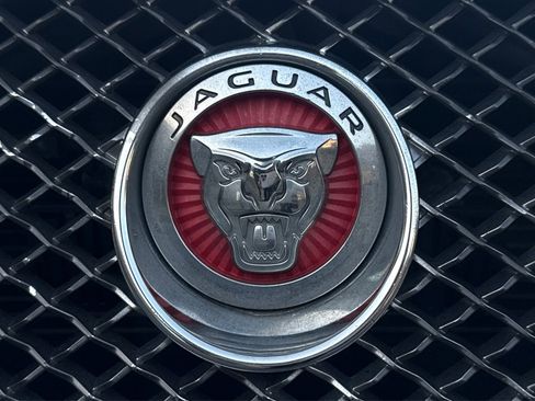 Used 2014 Jaguar XF 3.0 image 33