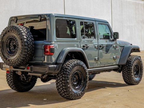 Used 2025 Jeep Wrangler Unlimited Rubicon image 10