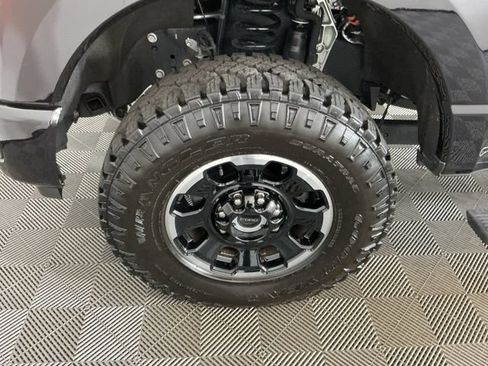 Used 2025 Ford F350 Platinum w/ Tremor Off-Road Package AWD/4WD image 33