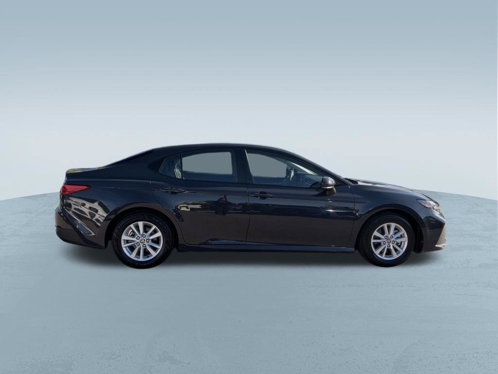 Used 2025 Toyota Camry LE FWD image 9