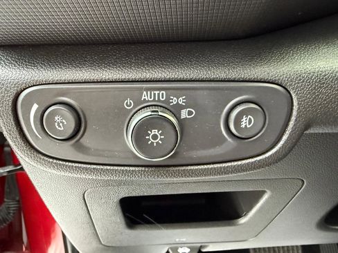 Certified 2021 Chevrolet TrailBlazer LT w/ Convenience Package image 14