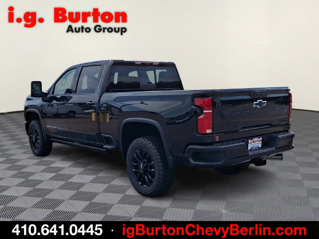 New 2026 Chevrolet Silverado 2500 High Country w/ High Country Premium Package AWD/4WD image 3