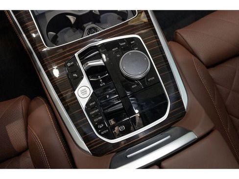 New 2026 BMW X5 xDrive40i w/ M Sport Package AWD/4WD image 44