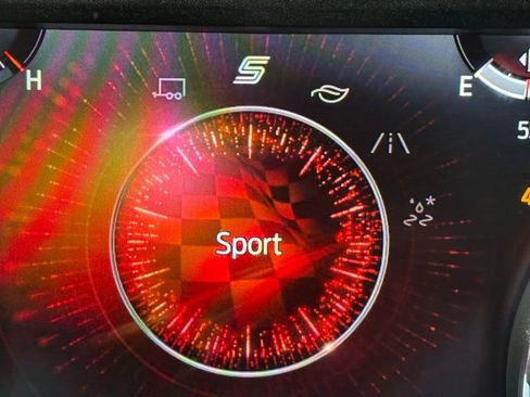 Used 2024 Ford Expedition XLT image 43