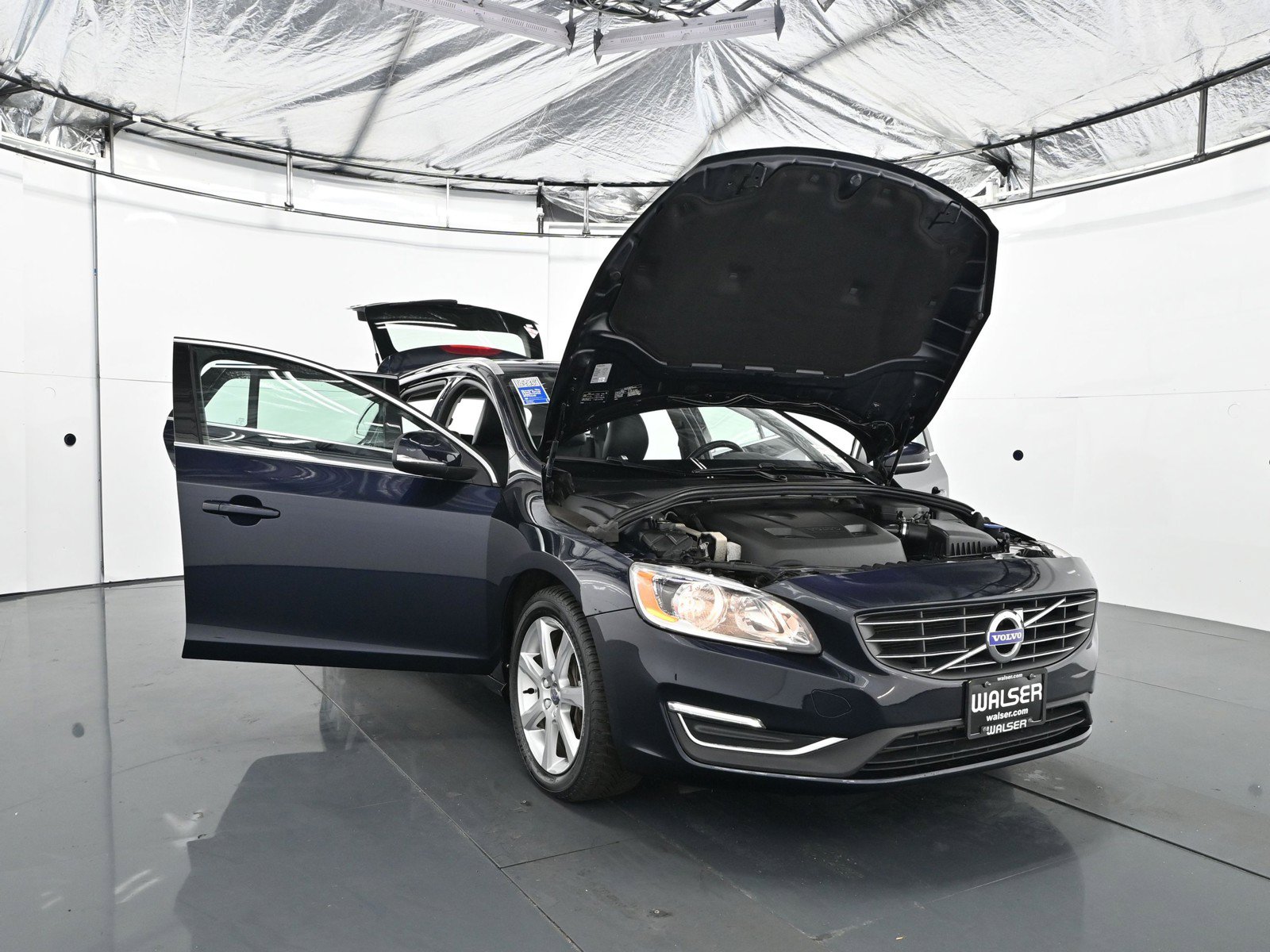 Used 2017 Volvo V60 T5 Premier w/ Convenience Package AWD/4WD image 43