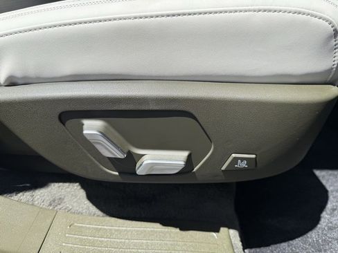 Used 2025 Hyundai Santa Fe Calligraphy image 22