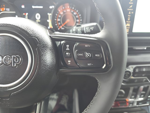 Certified 2025 Jeep Wrangler Rubicon AWD/4WD image 16