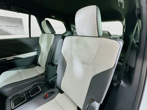 New 2026 Lexus TX 500h AWD w/ Technology Package image 22