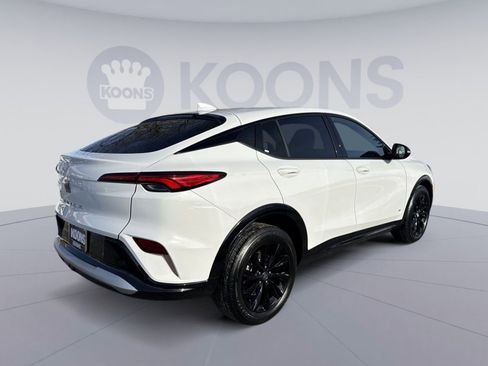 Used 2025 Buick Envista Sport Touring image 7