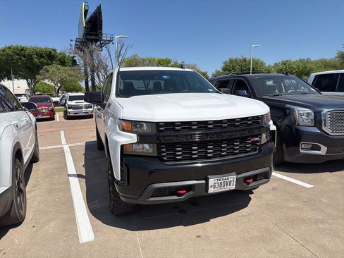 Used 2020 Chevrolet Silverado 1500 Custom Trail Boss w/ Custom Convenience Package image 2